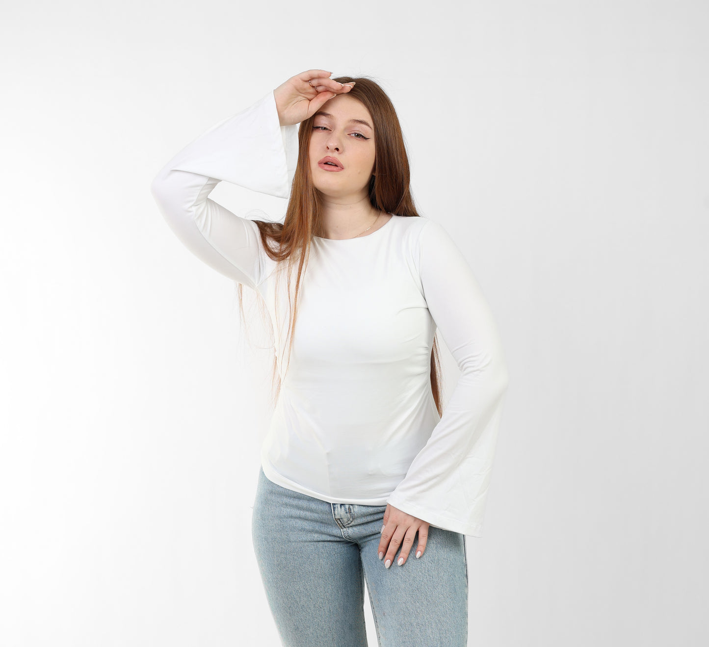Round Neck Seamless Flare Sleeve Top