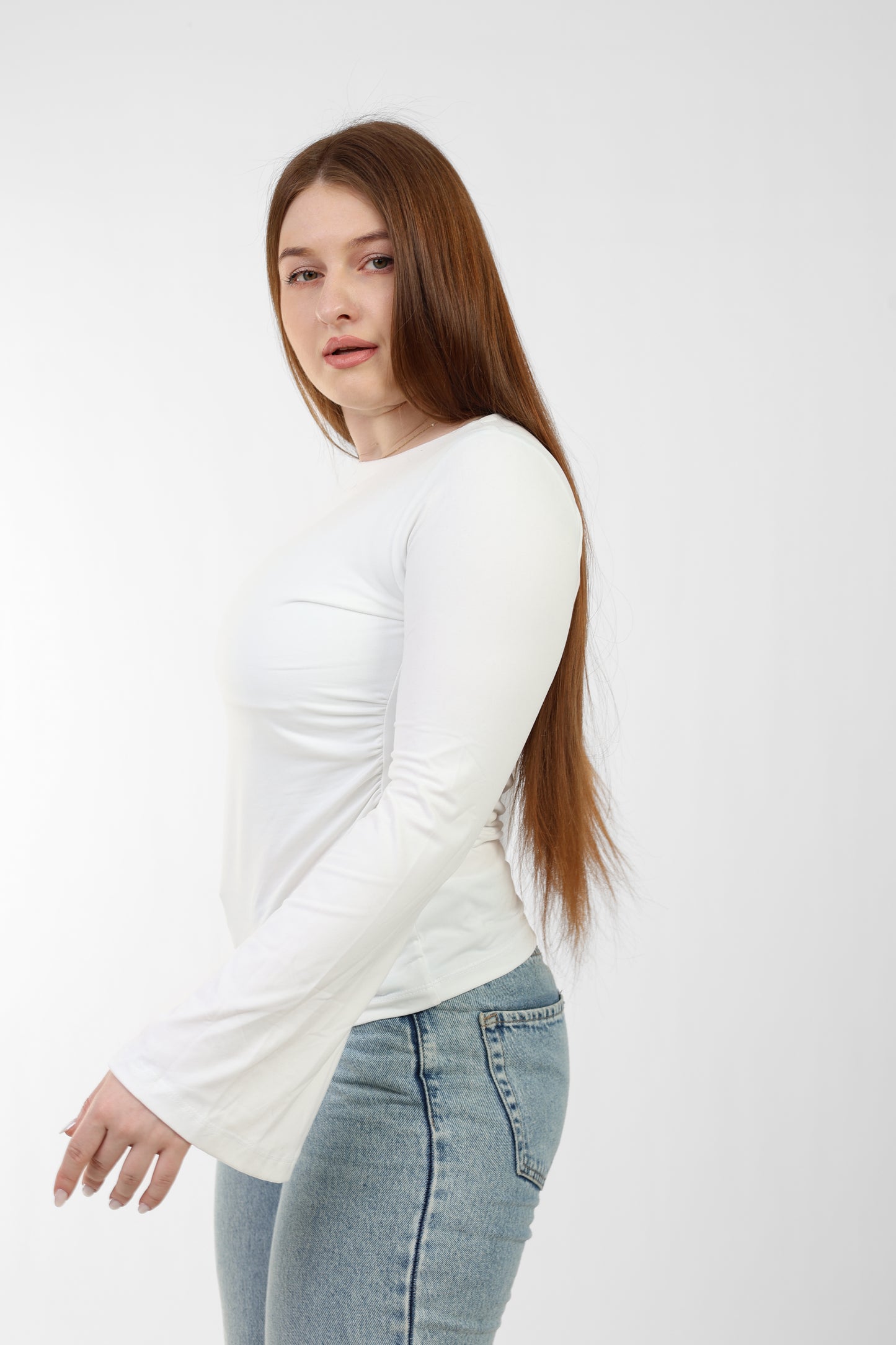 Round Neck Seamless Flare Sleeve Top